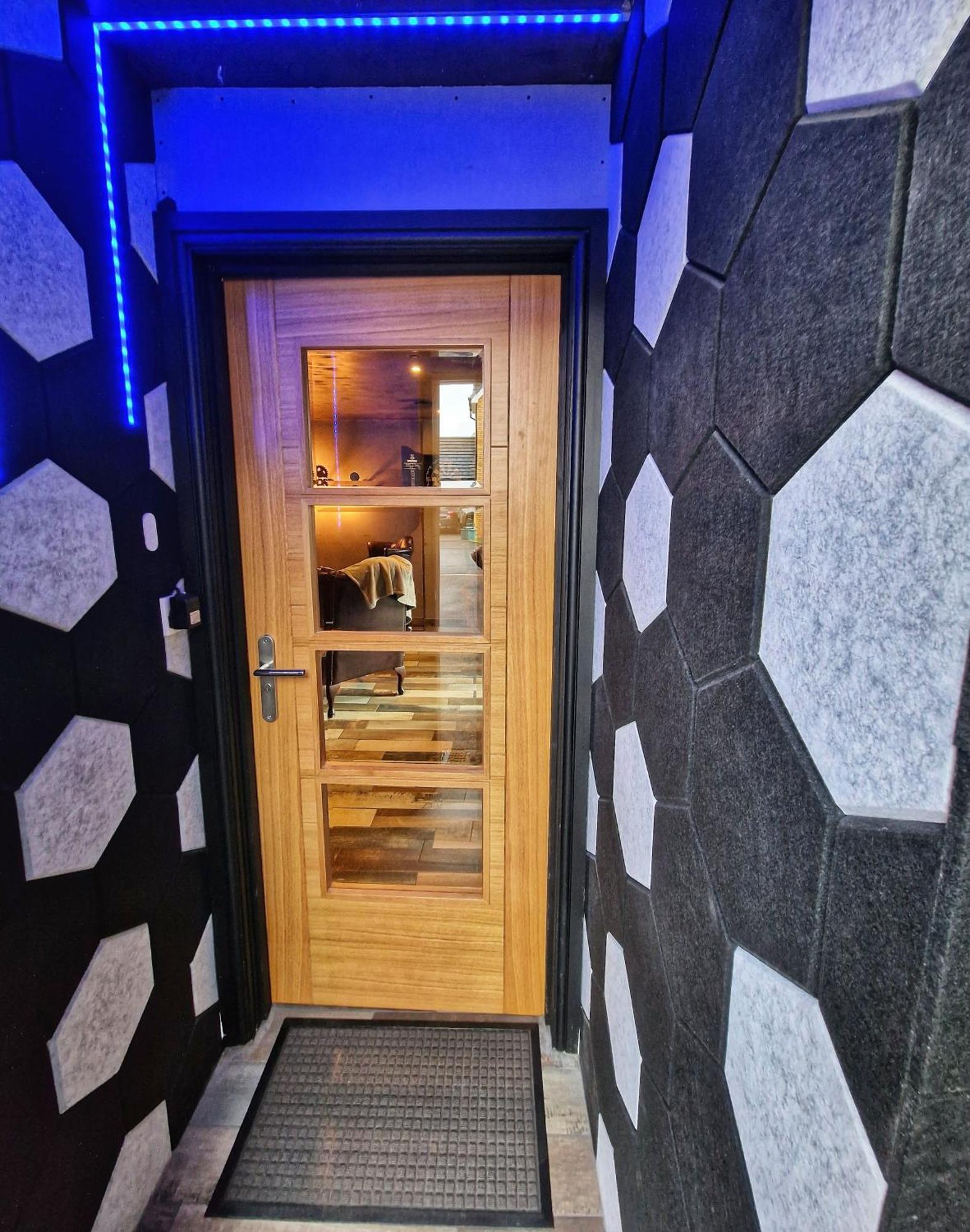 The Pub - Unique & Authentic Experience - Free Parking!, 5 Minutes From Airbus And The Mall Cribbs Bristol Exterior foto